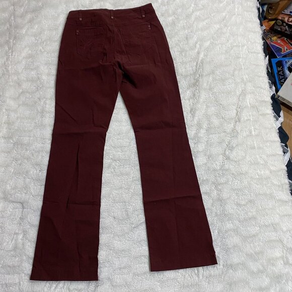 Reitmans Jeans Womens Size 9 Burgundy Polyester Stertch Bootcut Mid-Rise Pockets - Picture 12 of 12